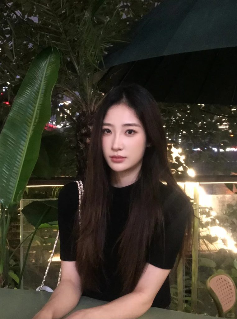 城市生活人物配图