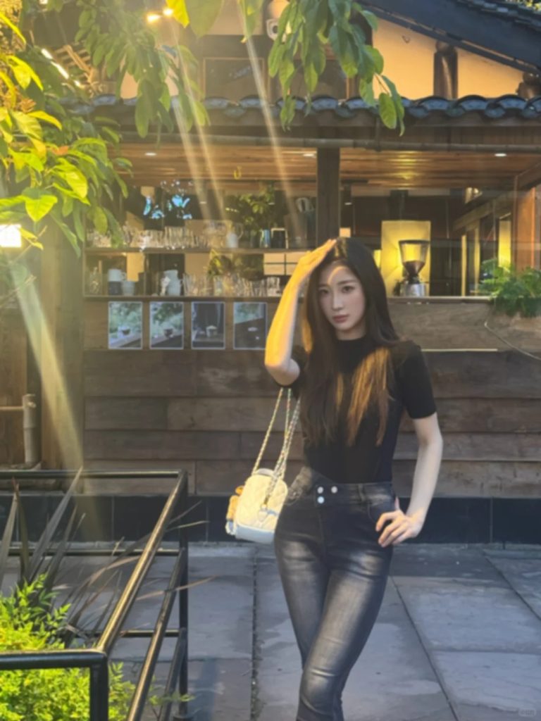 城市生活人物配图
